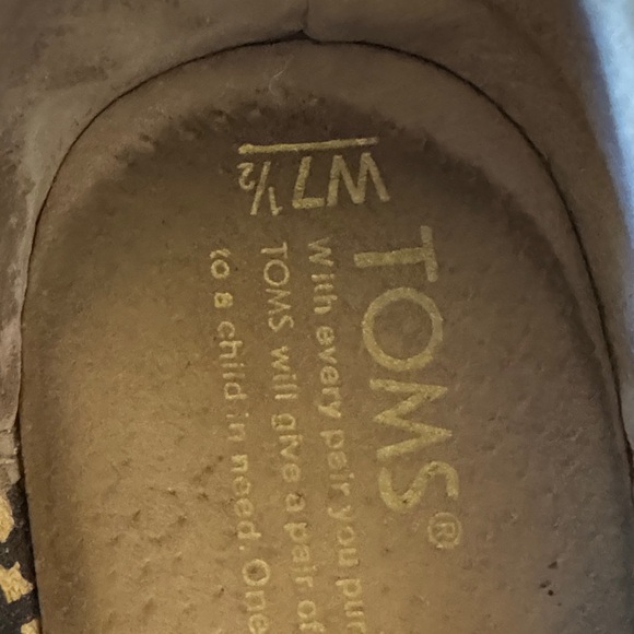 TOMS Black Canvas Peep-Toe Wedges with Patterned Lining - Picture 10 of 10